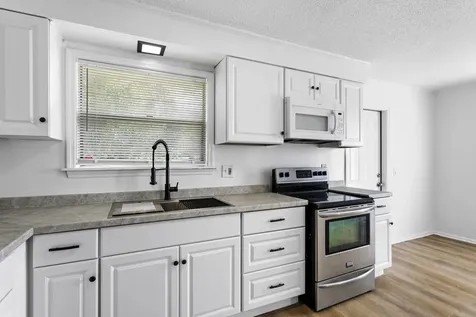 1641 W 27th Street Riviera Beach FL 33404