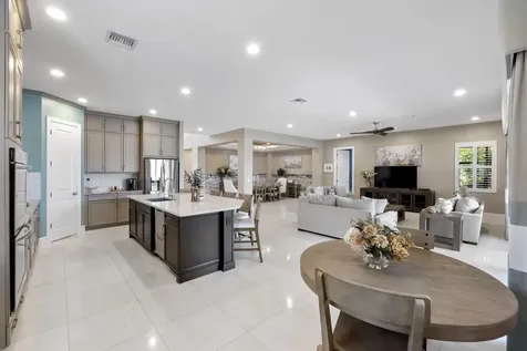 11525 NW 81st Place Parkland FL 33076
