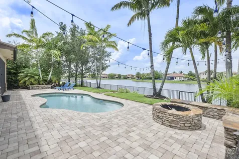 11525 NW 81st Place Parkland FL 33076