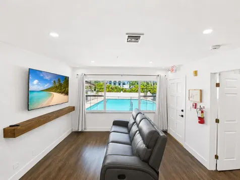 8501 NW 35th Street NW Coral Springs FL 33065