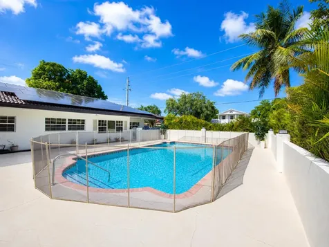 8501 NW 35th Street NW Coral Springs FL 33065