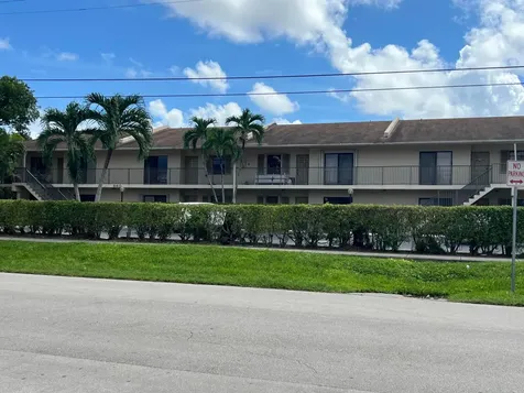 960 NW 45th Street Deerfield Beach FL 33064