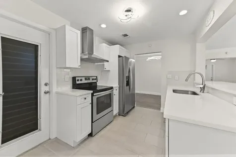 717 SW 16th Street Boynton Beach FL 33426