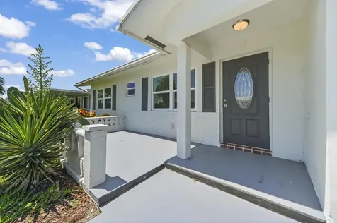 717 SW 16th Street Boynton Beach FL 33426