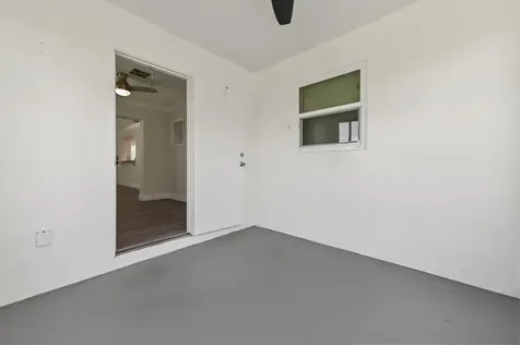 717 SW 16th Street Boynton Beach FL 33426