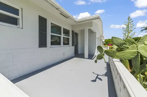 717 SW 16th Street Boynton Beach FL 33426