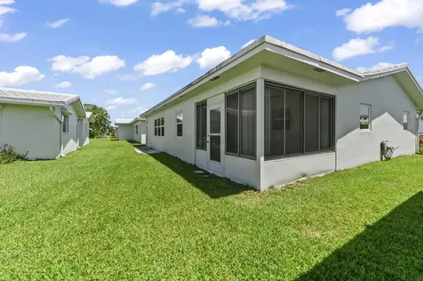 717 SW 16th Street Boynton Beach FL 33426