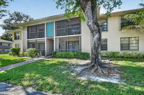 9810 Pineapple Tree Drive Boynton Beach FL 33436