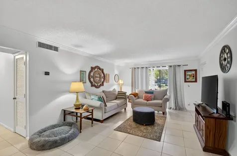 9810 Pineapple Tree Drive Boynton Beach FL 33436