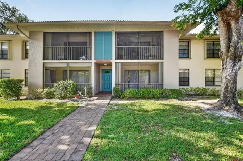 9810 Pineapple Tree Drive Boynton Beach FL 33436