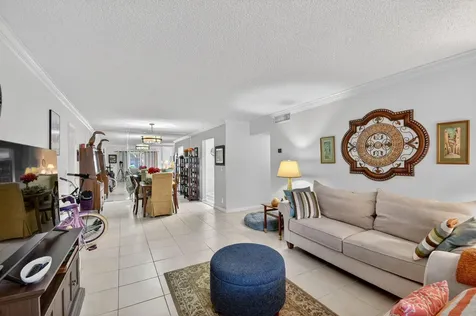 9810 Pineapple Tree Drive Boynton Beach FL 33436