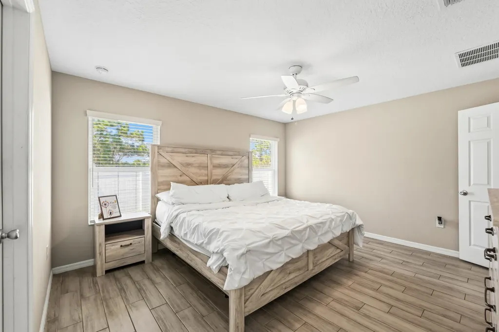 5435 NW Pine Trail Circle Port St Lucie FL 34983