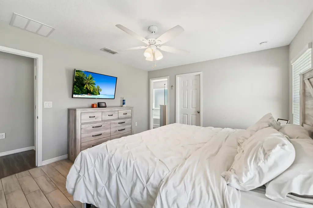 5435 NW Pine Trail Circle Port St Lucie FL 34983