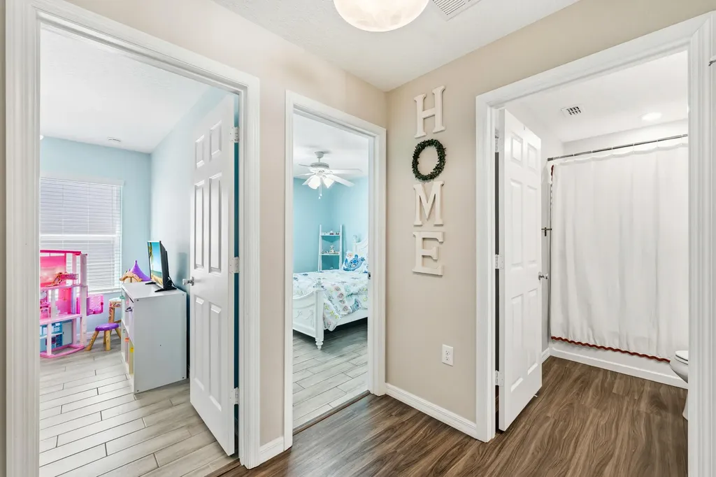 5435 NW Pine Trail Circle Port St Lucie FL 34983
