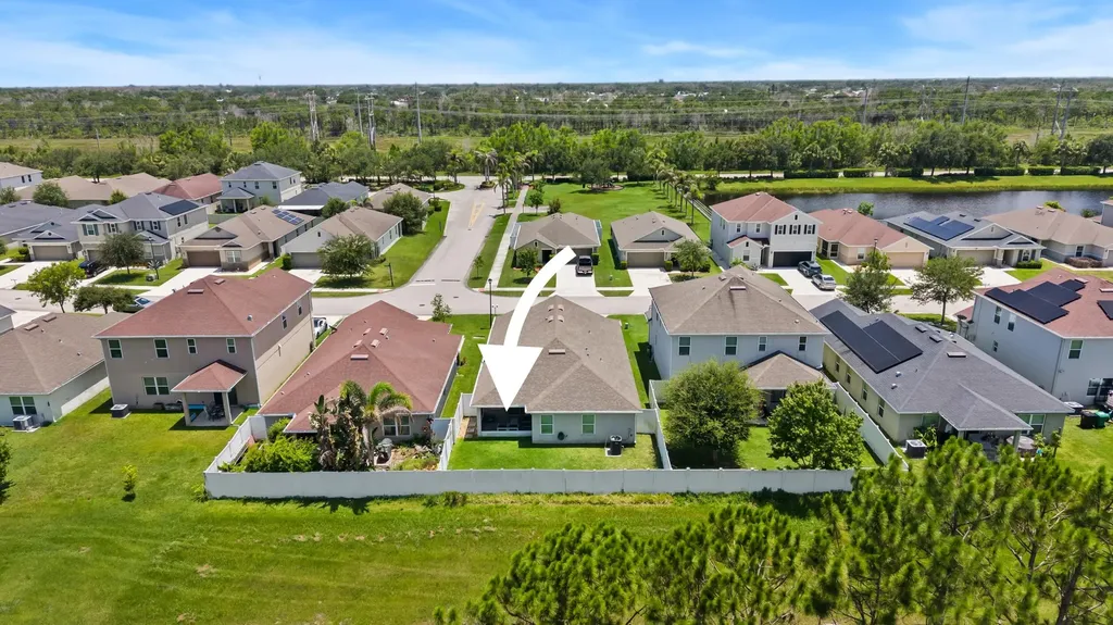 5435 NW Pine Trail Circle Port St Lucie FL 34983