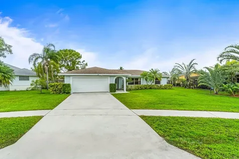 1849 Tulip Lane Wellington FL 33414