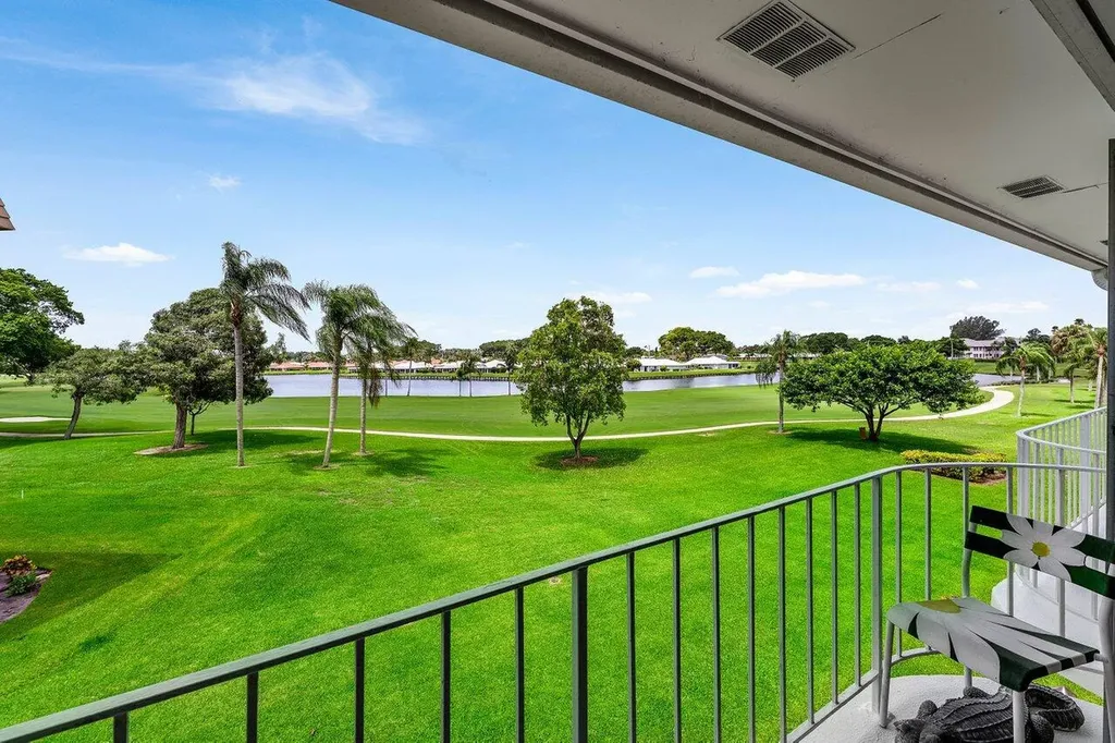 157 Atlantis Boulevard Atlantis FL 33462