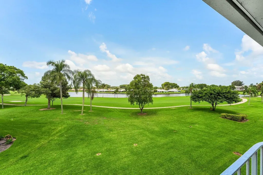 157 Atlantis Boulevard Atlantis FL 33462