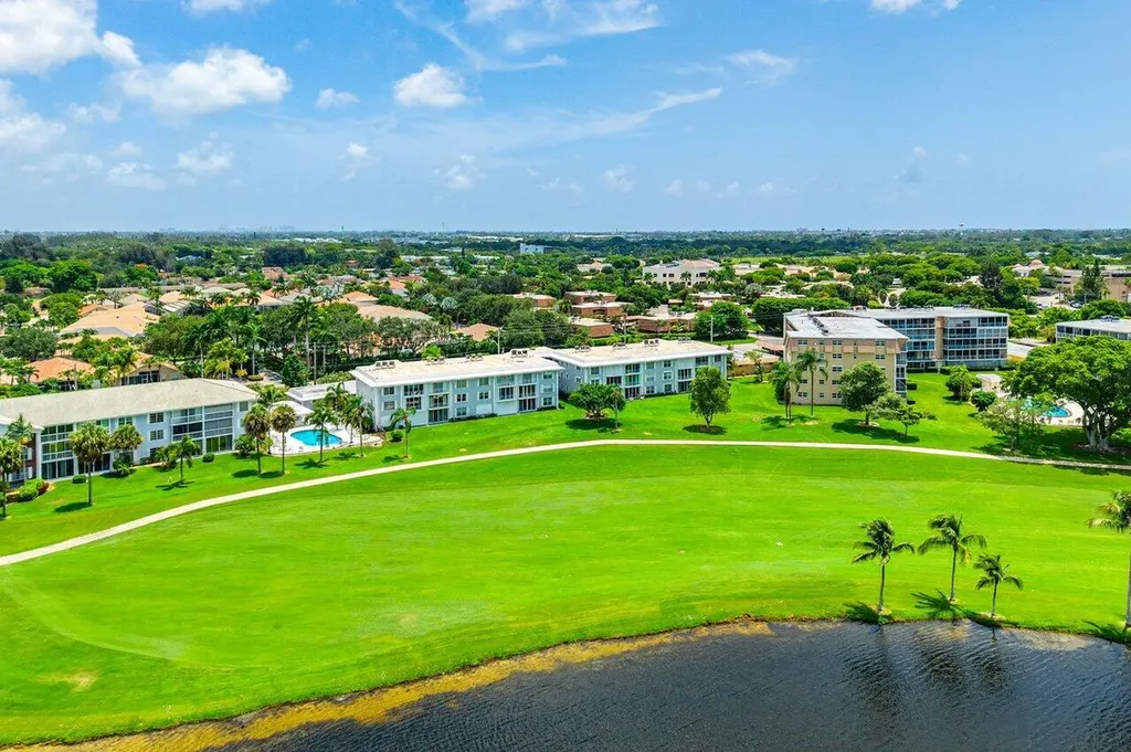157 Atlantis Boulevard Atlantis FL 33462