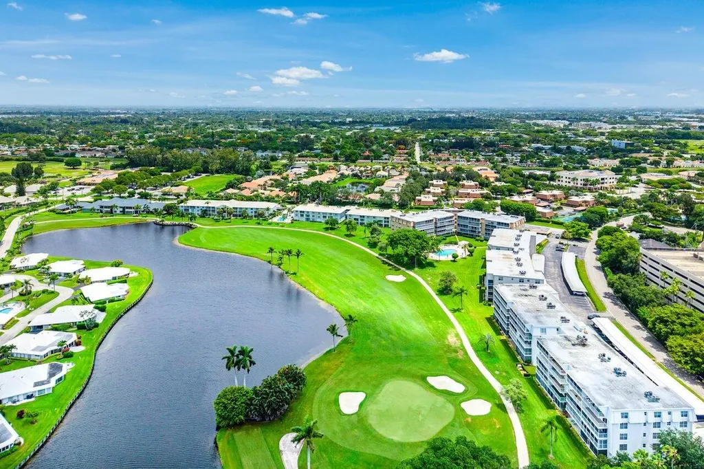 157 Atlantis Boulevard Atlantis FL 33462