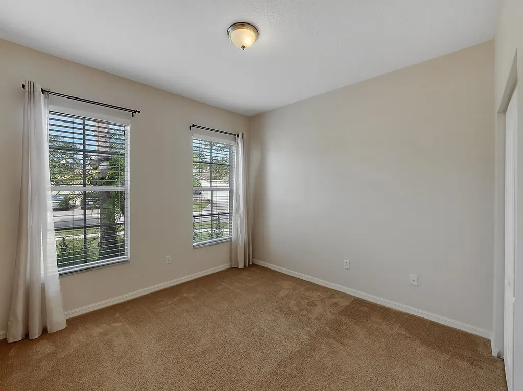 9563 SW Flowermound Circle Port St Lucie FL 34987