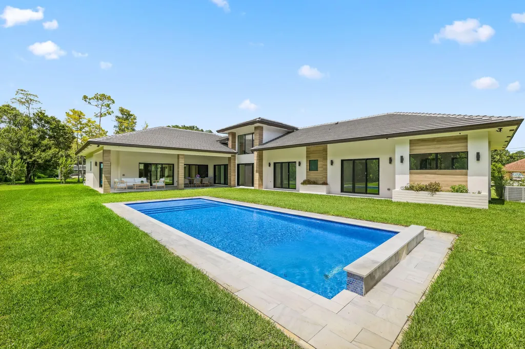 14817 Paddock Drive Wellington FL 33414