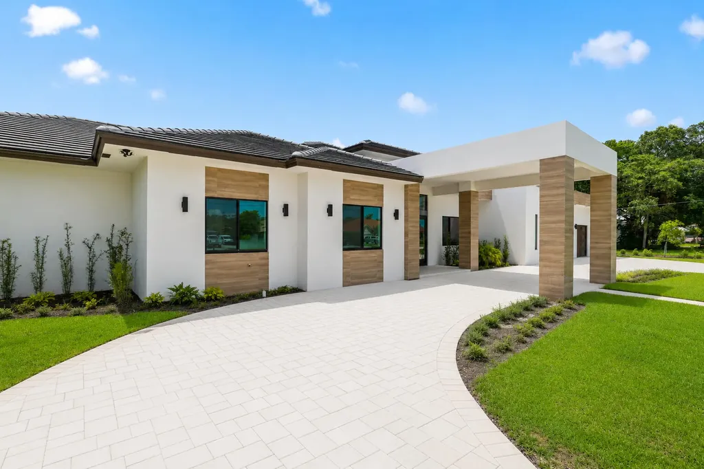 14817 Paddock Drive Wellington FL 33414