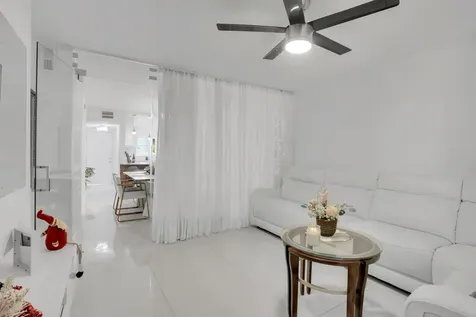 700 SE 6th Avenue Deerfield Beach FL 33441