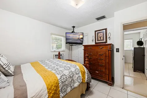 480 Alabama Avenue Fort Lauderdale FL 33312