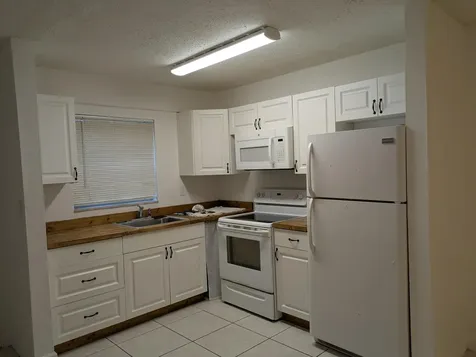3502 Riverside Drive Coral Springs FL 33065