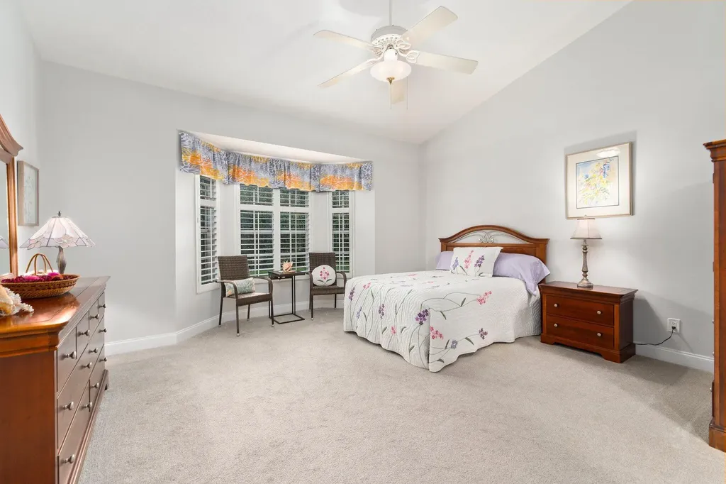 1594 SW Harbour Isle Circle Port St Lucie FL 34986
