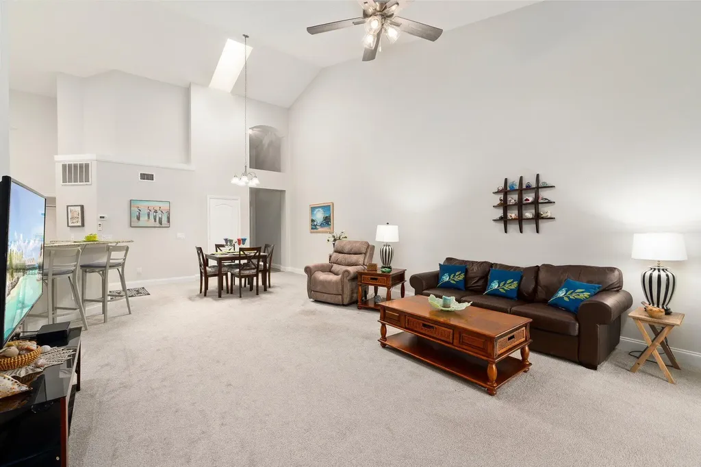 1594 SW Harbour Isle Circle Port St Lucie FL 34986