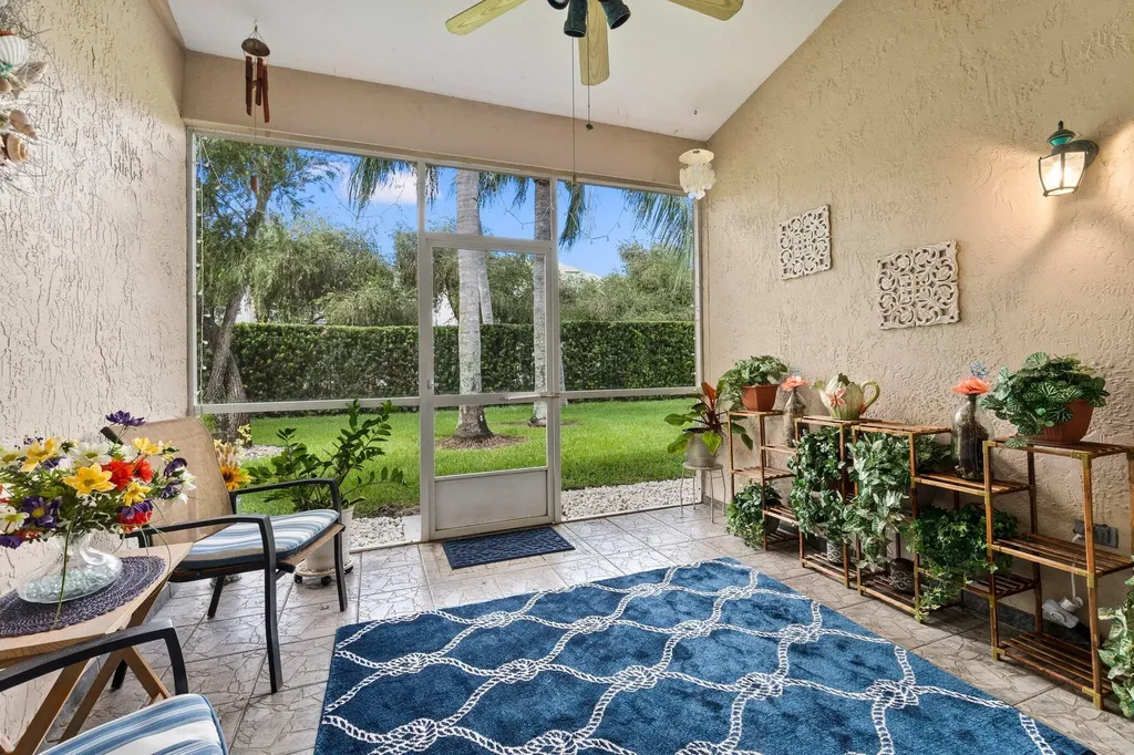 1594 SW Harbour Isle Circle Port St Lucie FL 34986