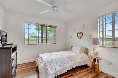 1400 S Crestwood Court S Royal Palm Beach FL 33411