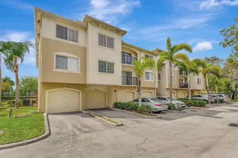 1400 S Crestwood Court S Royal Palm Beach FL 33411