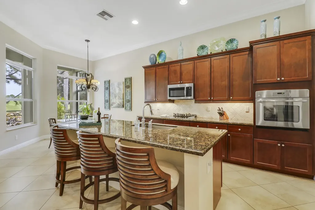 9556 SW Nuova Way Port St Lucie FL 34986