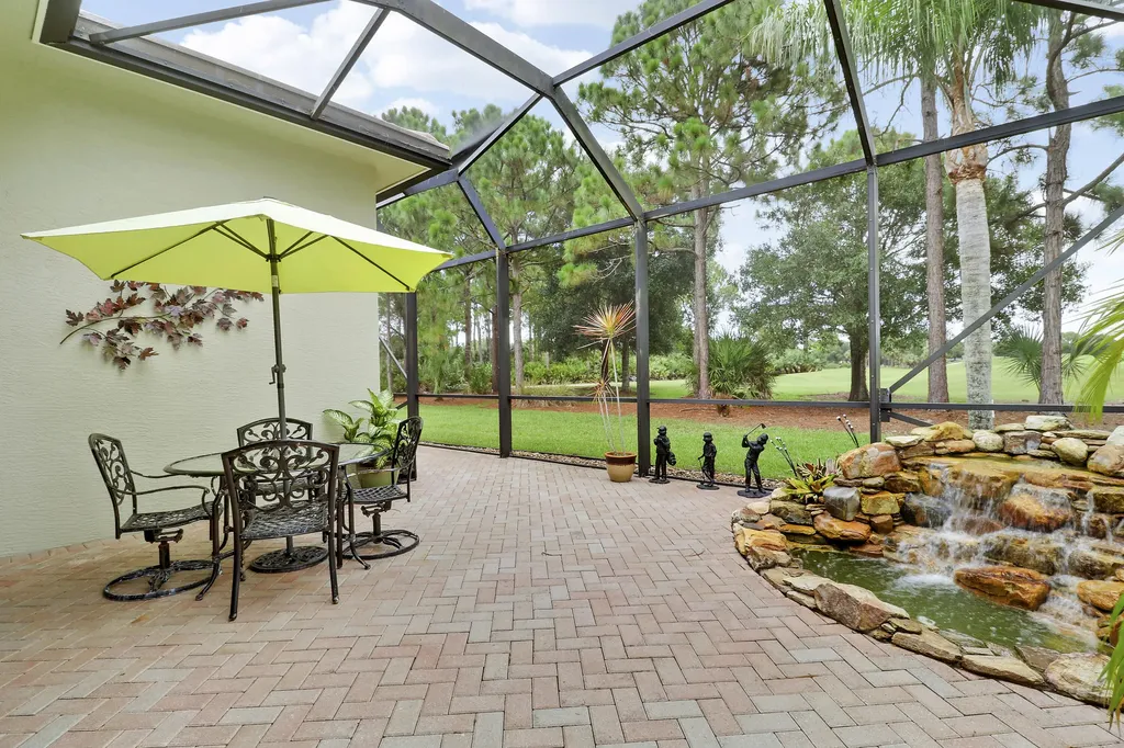 9556 SW Nuova Way Port St Lucie FL 34986