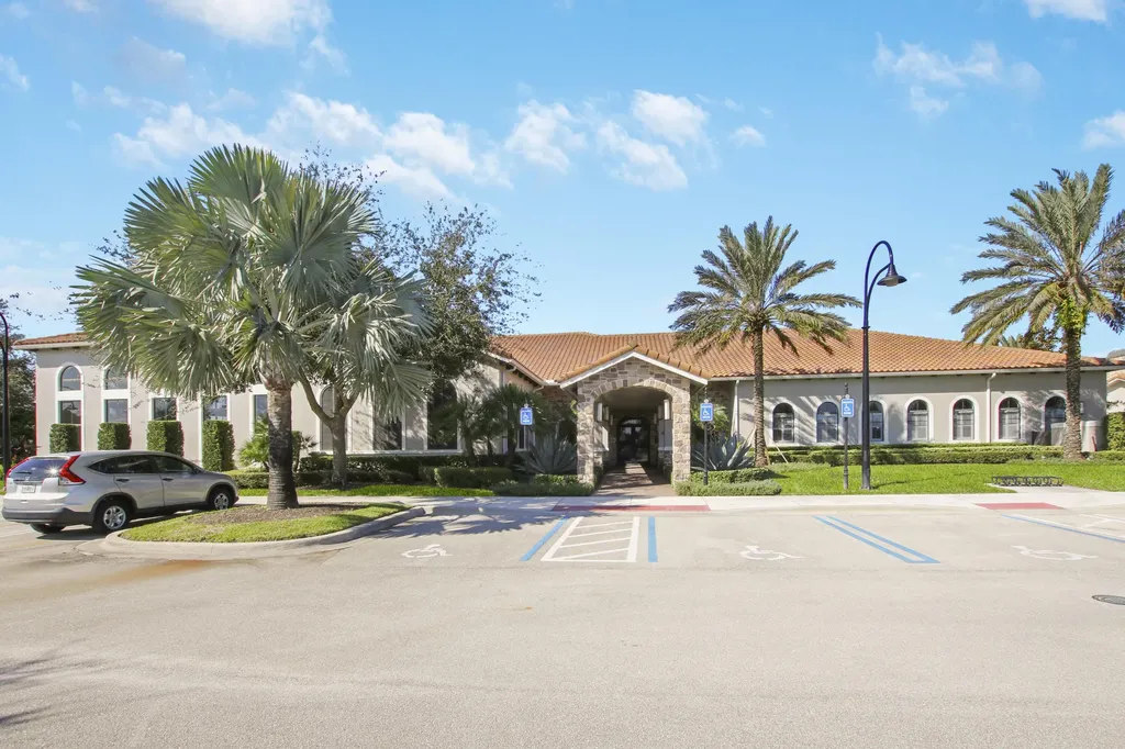 9556 SW Nuova Way Port St Lucie FL 34986