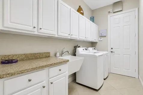 9556 SW Nuova Way Port St Lucie FL 34986