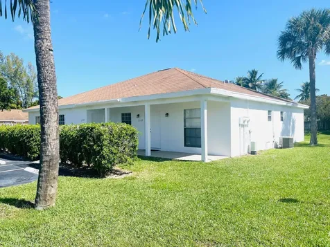 3849 Harwood Street West Palm Beach FL 33403