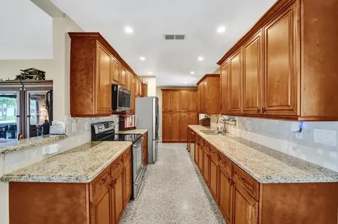 501 NE 28th Street Wilton Manors FL 33334
