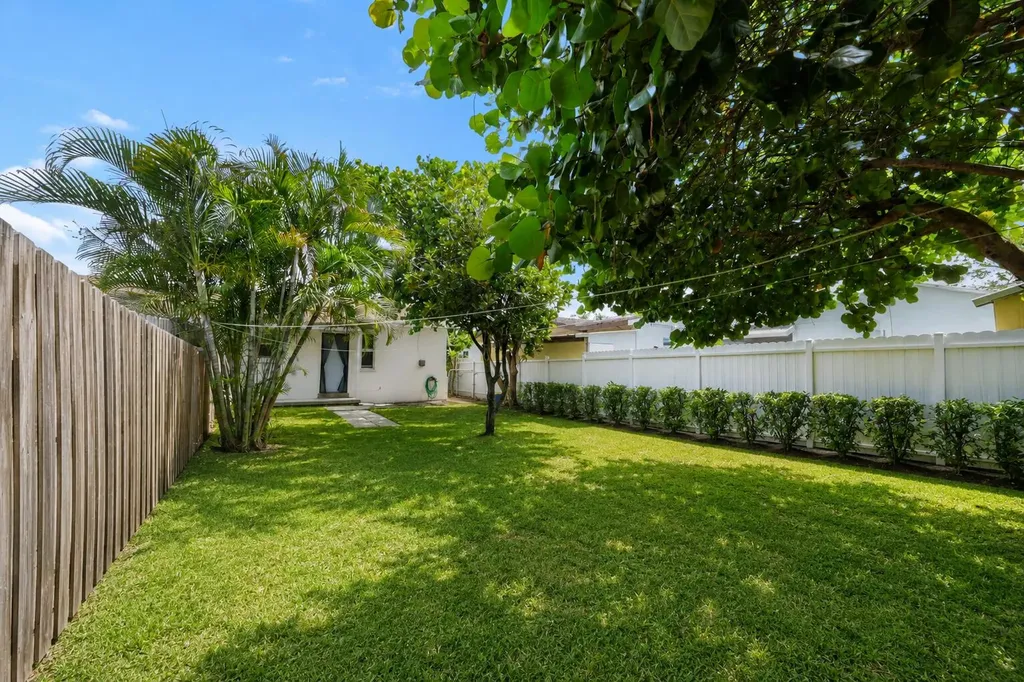 429 Lytle Street West Palm Beach FL 33405