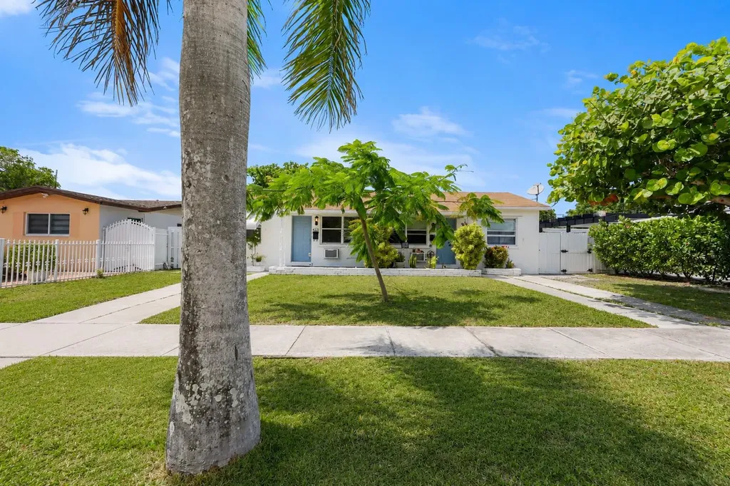 429 Lytle Street West Palm Beach FL 33405