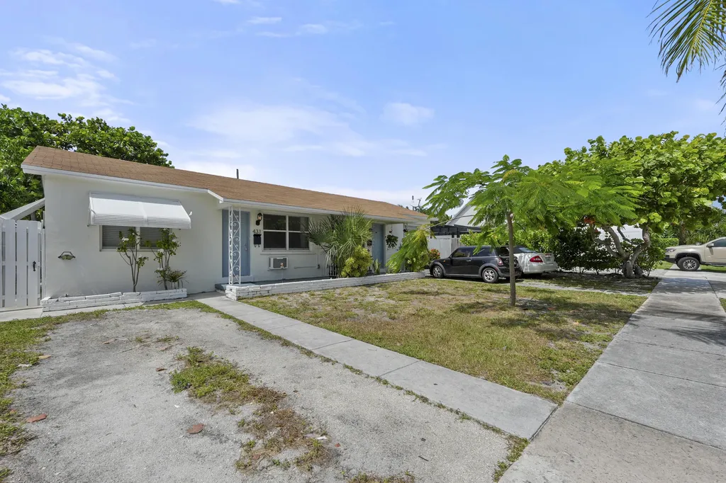 429 Lytle Street West Palm Beach FL 33405