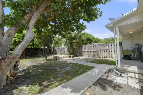 429 Lytle Street West Palm Beach FL 33405