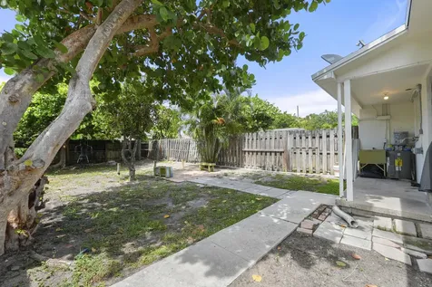 429 Lytle Street West Palm Beach FL 33405