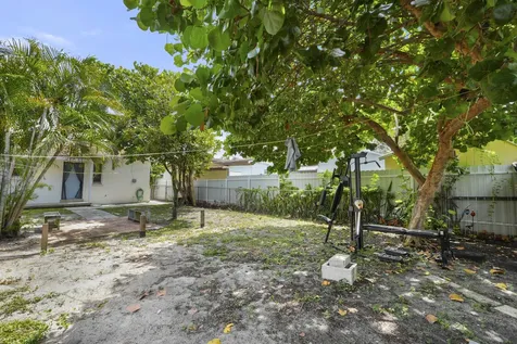 429 Lytle Street West Palm Beach FL 33405