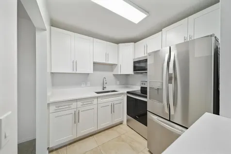 114 Northampton F West Palm Beach FL 33417
