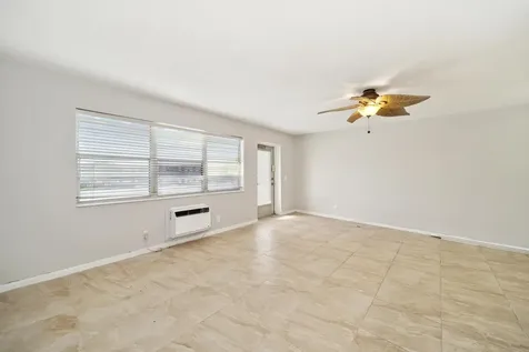 114 Northampton F West Palm Beach FL 33417