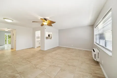 114 Northampton F West Palm Beach FL 33417